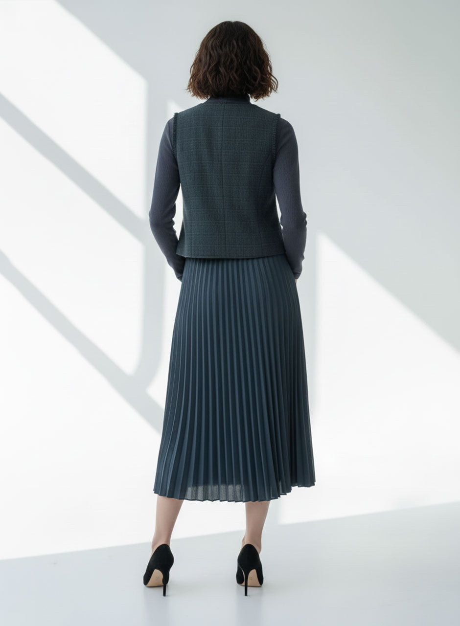 Vest with pleated skirt - Dark grey