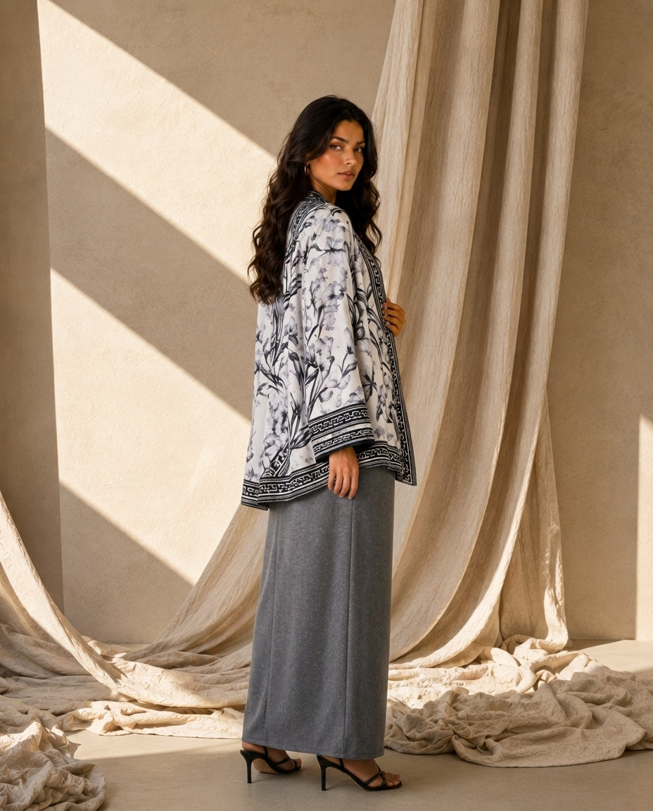 Two Piece Printed Cape With Embellished Inner & Necklace - GREY