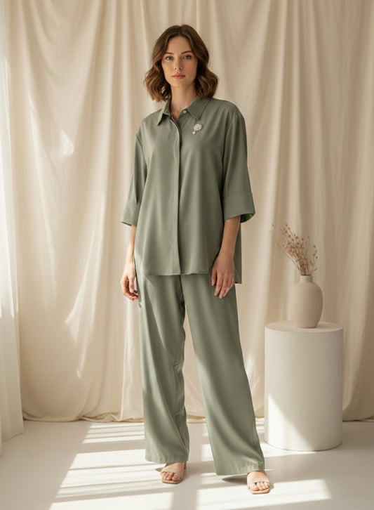Blended (Rayon & Polyester) Shirt & Trouser - Green