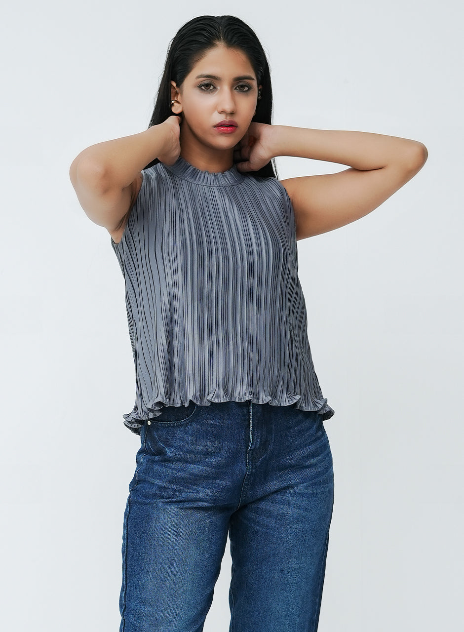 Pleated top with funnel neck - Grey