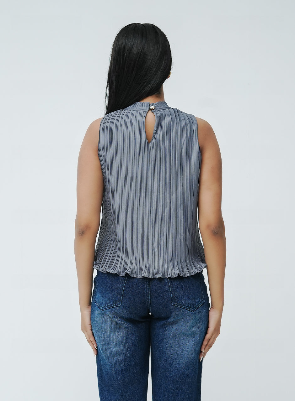 Pleated top with funnel neck - Grey