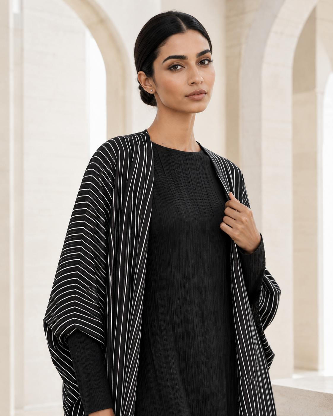 Two-piece Stripped Cape and Inner Set - Black