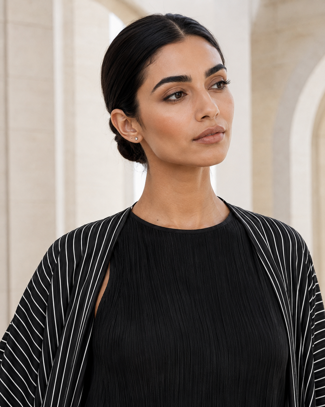 Two-piece Stripped Cape and Inner Set - Black