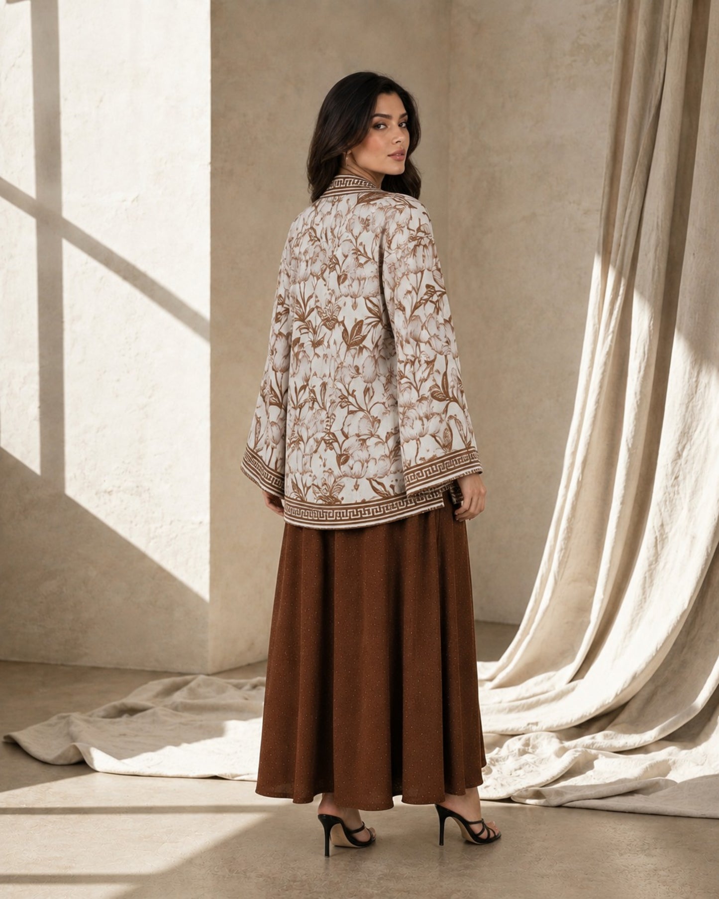Two Piece Printed Cape With Embellished Inner & Necklace - BROWN