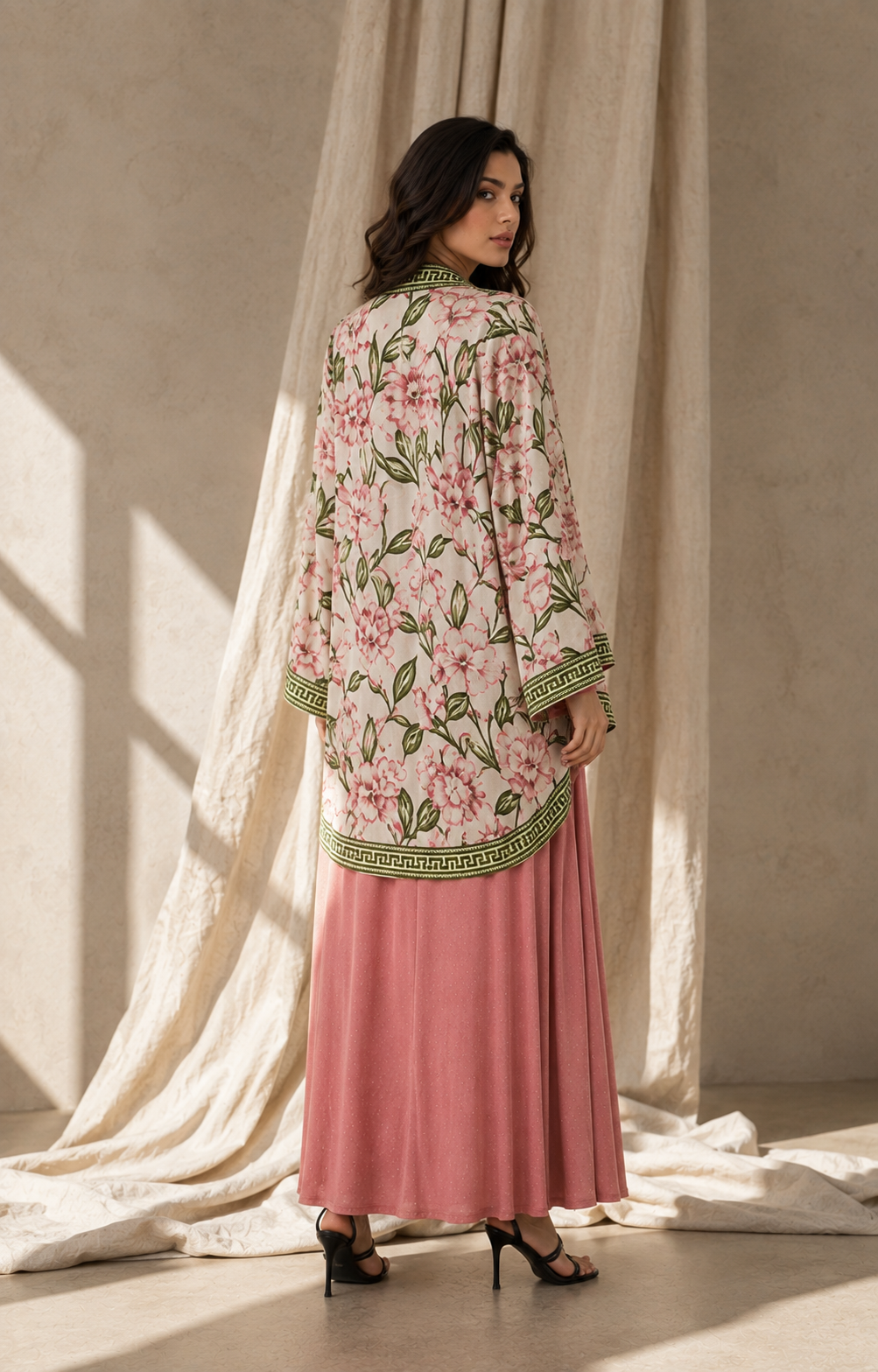 Two Piece Printed Cape With Embellished Inner & Necklace - PINK